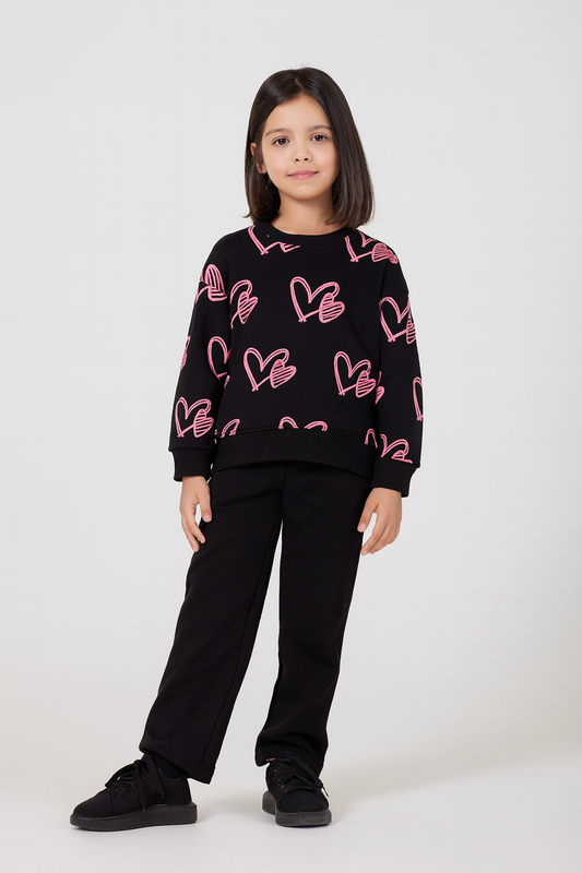 Girl flees 2 pc shirt trouser winter stuff