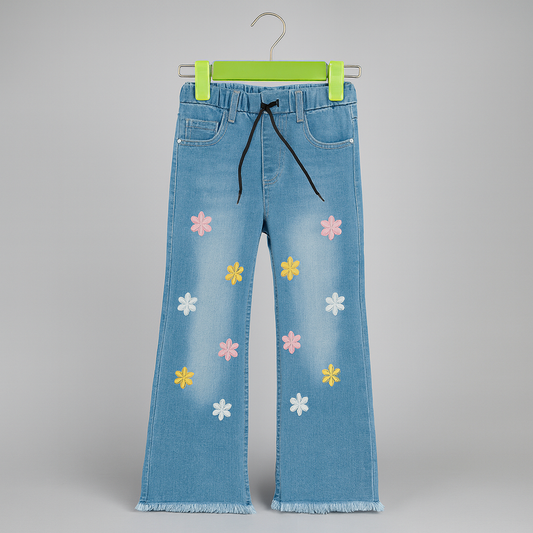 Girl lose flaper jeans